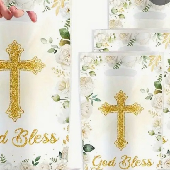 50pk Religious Floral Cross gift bags NWOT - Picture 3 of 6